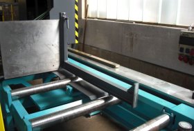 STANDARD MEASURING SYSTEM ON THE FEED SIDE FOR SAWING MACHINES