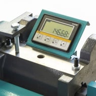 superior-machinery-systems-semi-automatic-circular-saw-for-single-cuts-processing-small-batches (5)